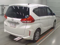 Honda FREED лот № 30214 оценка 4  с аукциона в Японии 1