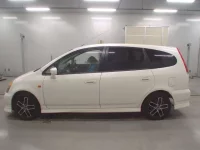 Honda STREAM лот № 10032 оценка 3.5  с аукциона в Японии 3