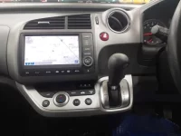 Honda STREAM лот № 30250 оценка 3.5  с аукциона в Японии 8