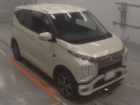 Mitsubishi EK X EV лот № 302 оценка 3  с аукциона в Японии 4