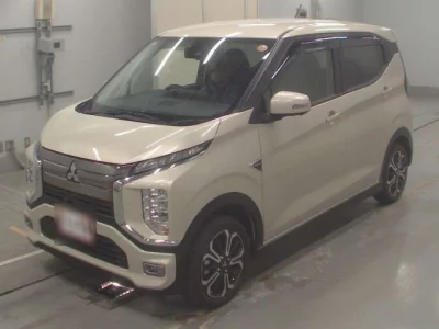 Mitsubishi EK X EV  с аукциона в Японии