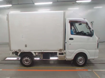 Mitsubishi MINICAB TRUCK  с аукциона в Японии