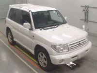 Mitsubishi PAJERO IO лот № 33078 оценка 3  с аукциона в Японии 4