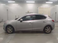 Mazda AXELA лот № 30122 оценка 3  с аукциона в Японии 3