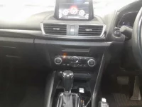 Mazda AXELA лот № 30301 оценка 4.5  с аукциона в Японии 8