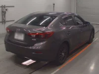 Mazda AXELA лот № 30301 оценка 4.5  с аукциона в Японии 1