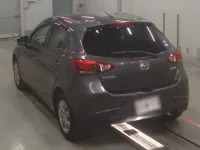 Mazda DEMIO лот № 10157 оценка 3.5  с аукциона в Японии 5