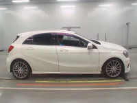 Mercedes-Benz A CLASS лот № 38073 оценка 4.5  с аукциона в Японии 2
