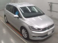 Volkswagen GOLF TOURAN лот № 38067 оценка 3.5  с аукциона в Японии 4