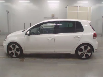 Volkswagen GOLF  с аукциона в Японии