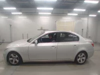 BMW 5-Series лот № 38094 оценка RA  с аукциона в Японии 3