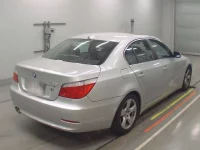 BMW 5-Series лот № 38094 оценка RA  с аукциона в Японии 1