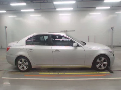 BMW 5-Series  с аукциона в Японии