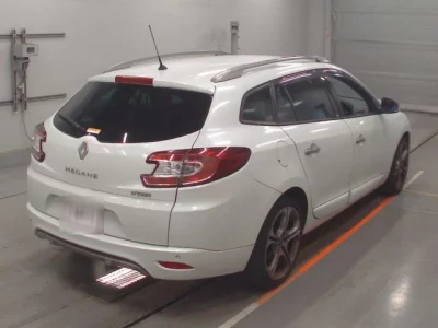 Renault MEGANE  с аукциона в Японии