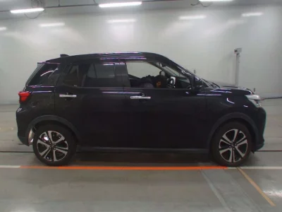 Daihatsu ROCKY