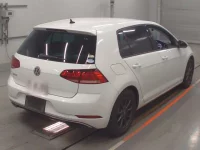 Volkswagen GOLF лот № 38036 оценка 4  с аукциона в Японии 1