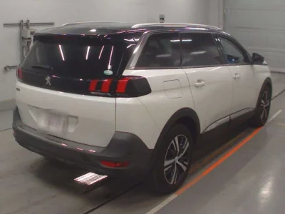 Peugeot 5008  с аукциона в Японии