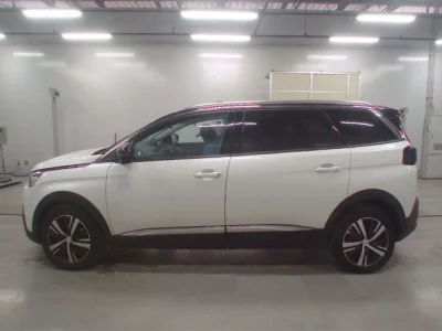 Peugeot 5008  с аукциона в Японии