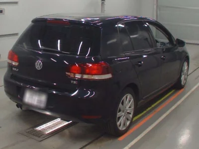 Volkswagen GOLF  с аукциона в Японии