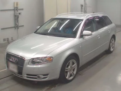 Audi A4  с аукциона в Японии