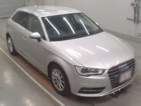 Audi A3 лот № 38048 оценка 3  с аукциона в Японии 4