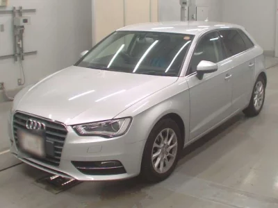 Audi A3  с аукциона в Японии