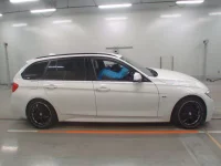 BMW 3-Series лот № 38006 оценка 4  с аукциона в Японии 2