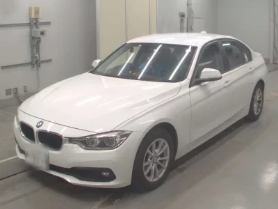 BMW 3-Series  с аукциона в Японии