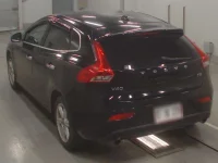 Volvo V40 лот № 38055 оценка 4  с аукциона в Японии 5