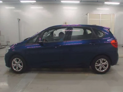 BMW 2-Series  с аукциона в Японии