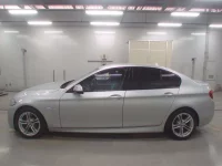 BMW 5-Series лот № 38046 оценка 4.5  с аукциона в Японии 3