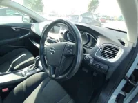 Volvo V40 лот № 38049 оценка R  с аукциона в Японии 6