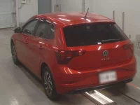 Volkswagen POLO лот № 38114 оценка 4  с аукциона в Японии 5