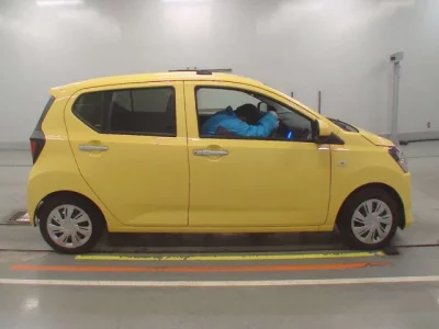 Daihatsu MIRA E S