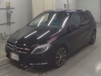 Mercedes-Benz B CLASS