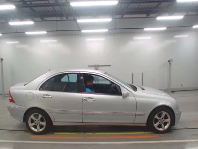 Mercedes-Benz C CLASS  с аукциона в Японии