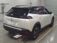 Peugeot 2008 лот № 38118 оценка 4  с аукциона в Японии 1