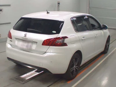 Peugeot 308  с аукциона в Японии