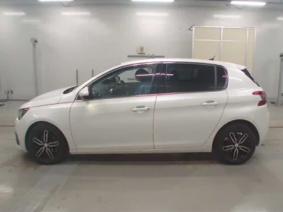 Peugeot 308  с аукциона в Японии