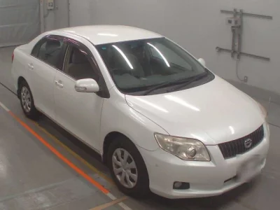 Toyota COROLLA AXIO  с аукциона в Японии