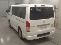 Toyota HIACE VAN лот № 30294 оценка 3.5  с аукциона в Японии 5