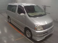 Toyota HIACE REGIUS лот № 30380 оценка 3.5  с аукциона в Японии 4