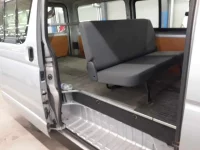 Toyota HIACE VAN лот № 30381 оценка 4  с аукциона в Японии 9
