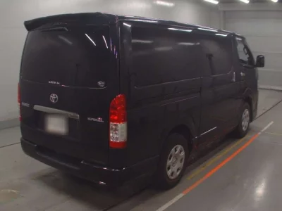 Toyota HiAce Van