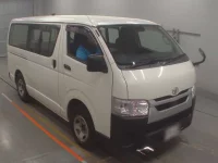Toyota HIACE VAN лот № 90011 оценка 3.5  с аукциона в Японии 4