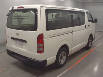 Toyota HIACE VAN  с аукциона в Японии