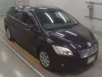 Toyota MARK X ZIO лот № 10213 оценка 3.5  с аукциона в Японии 4