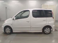 Toyota FUNCARGO лот № 10283 оценка R  с аукциона в Японии 3