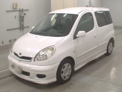 Toyota FUNCARGO  с аукциона в Японии