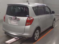 Toyota RACTIS лот № 30405 оценка 3.5  с аукциона в Японии 1